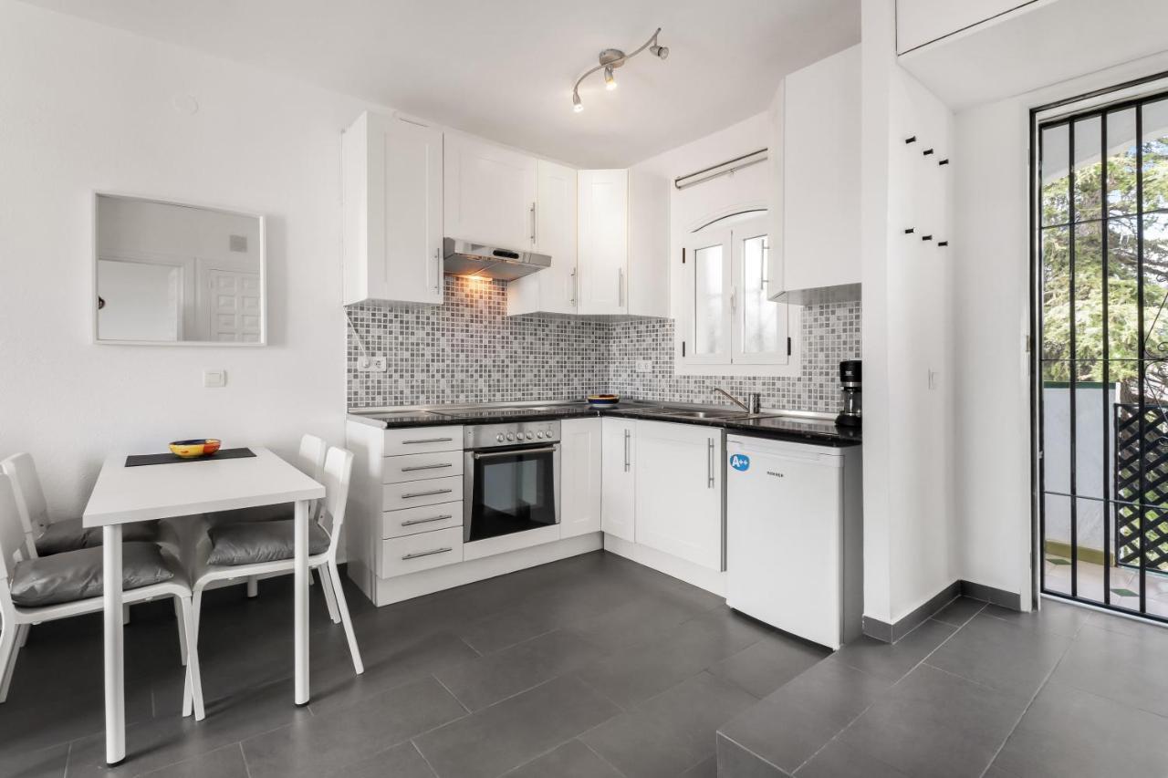 1 Bedroom In Verano Azul, Free Wi-Fi Nerja Exterior photo